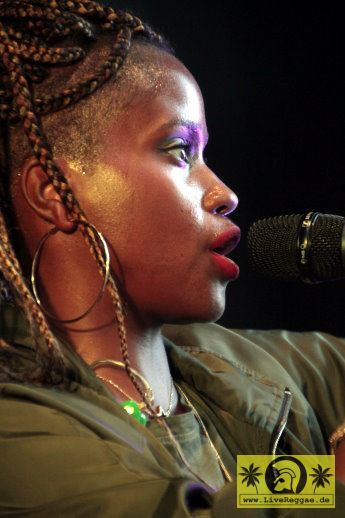 Treesha (Jam) with The Evolution Band - Reggae Jam Festival, Bersenbrueck 2. August 2019 (17).JPG